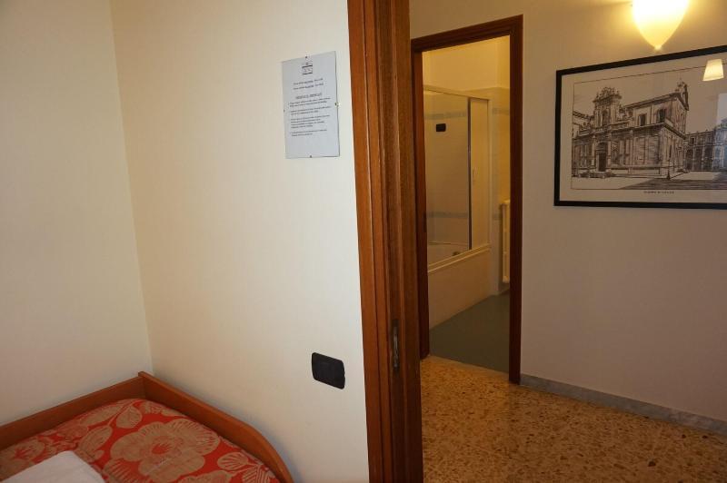 B&B Piazza 300mila Lecce Esterno foto