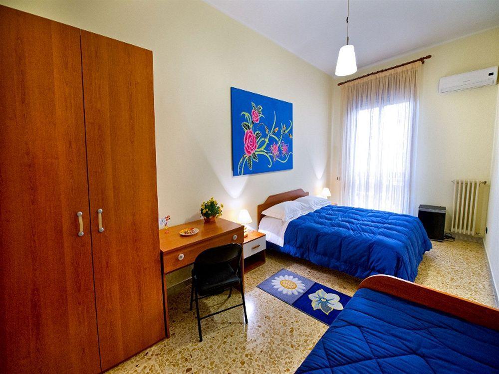 B&B Piazza 300mila Lecce Esterno foto