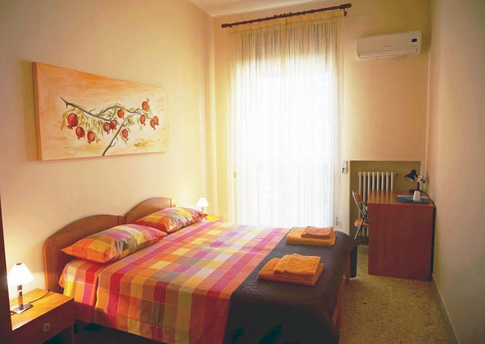 B&B Piazza 300mila Lecce Esterno foto