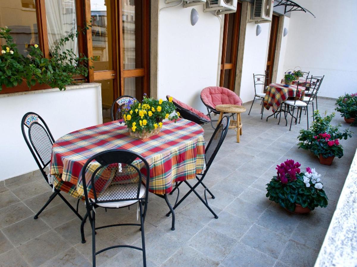 B&B Piazza 300mila Lecce Camera foto